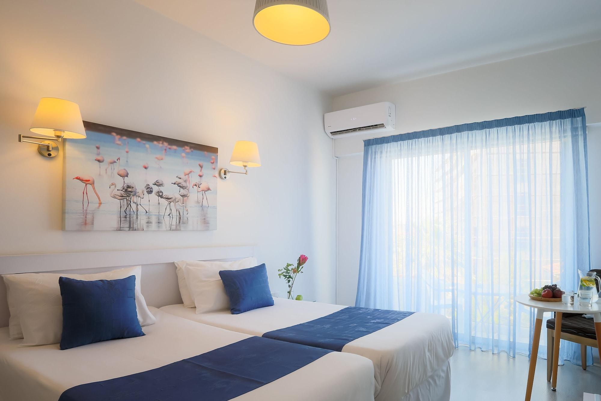 Mikes Kanarium City Hotel Larnaca Buitenkant foto